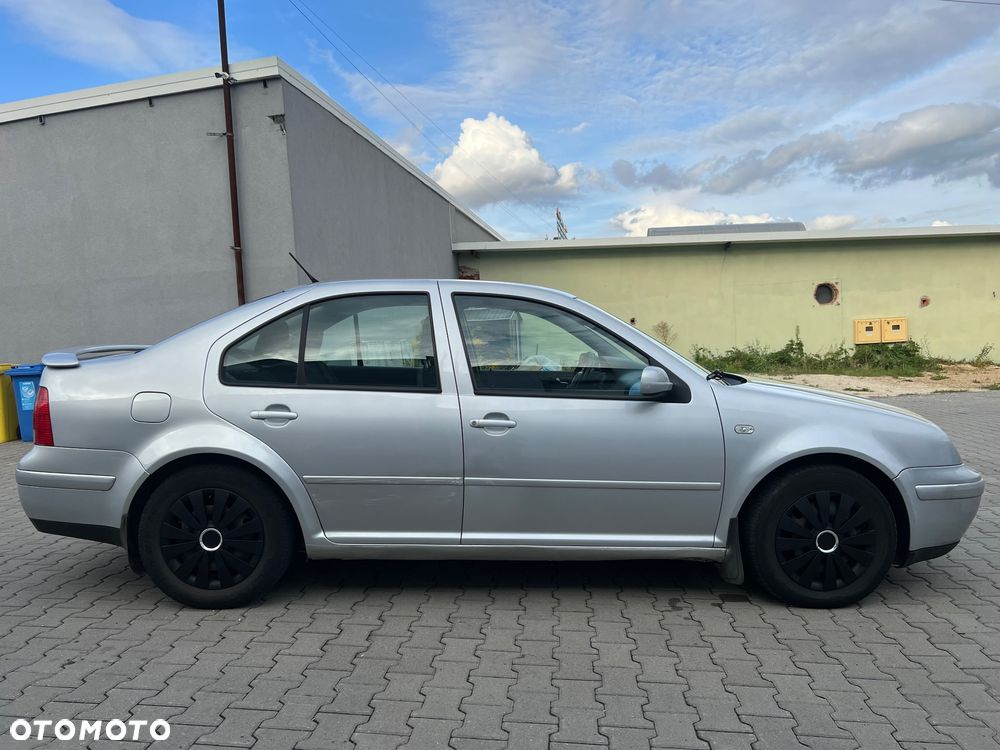 Volkswagen Bora - 8