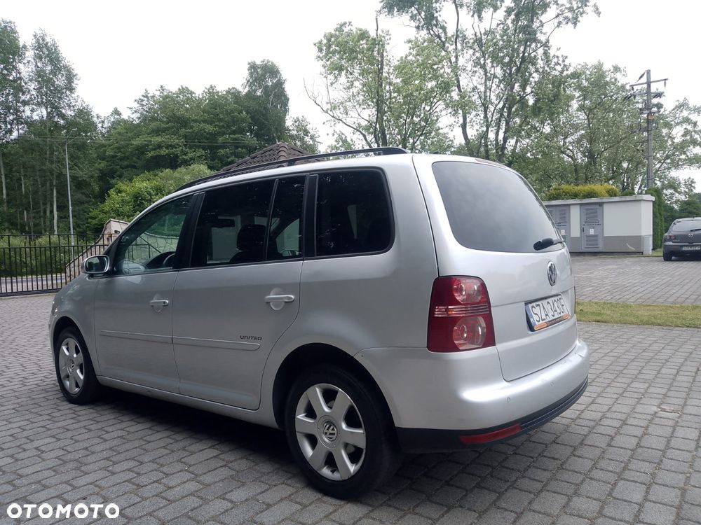Volkswagen Touran 1.9 TDI United - 3