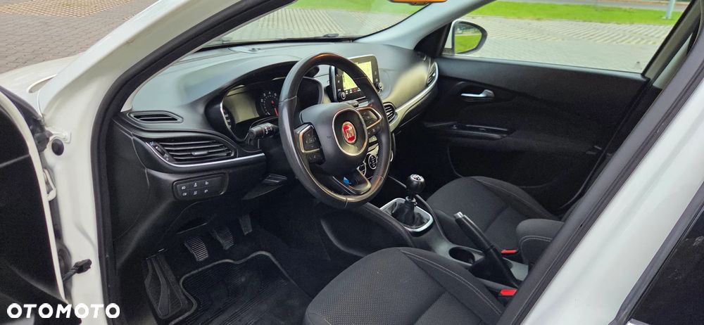 Fiat Tipo 1.4 T-Jet Lounge - 6
