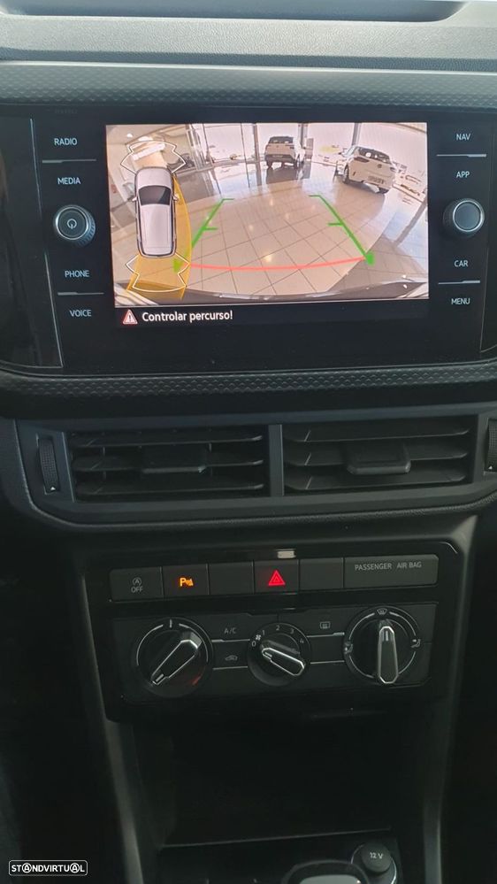 VW T-Cross 1.0 TSI BlackStyle DSG - 18