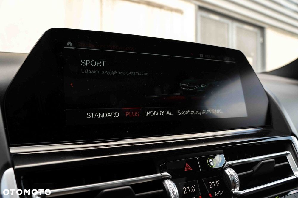 BMW Seria 8 M850i xDrive - 34