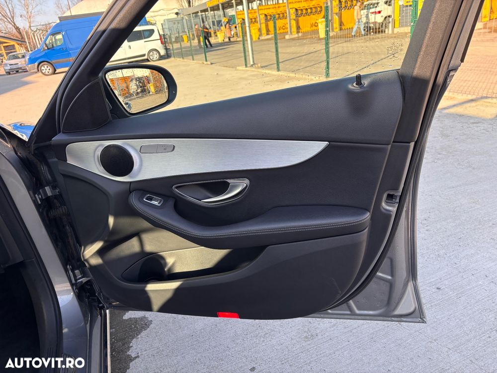 Mercedes-Benz C 250 BlueTec - 18