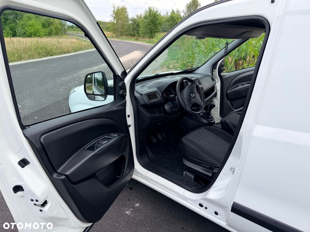 Opel Combo - 9