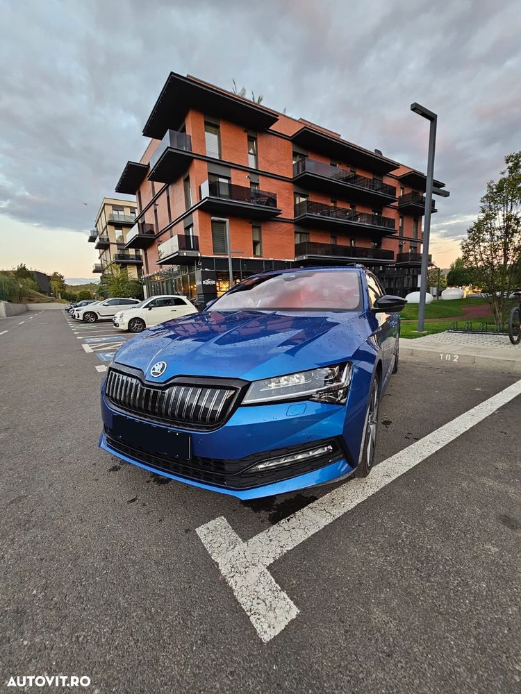 Skoda Superb 1.4 TSI iV DSG Sportline - 4