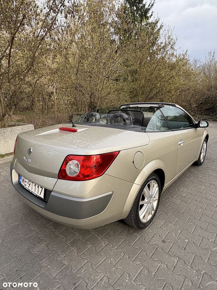 Renault Megane 2.0T 16V Privilege - 9