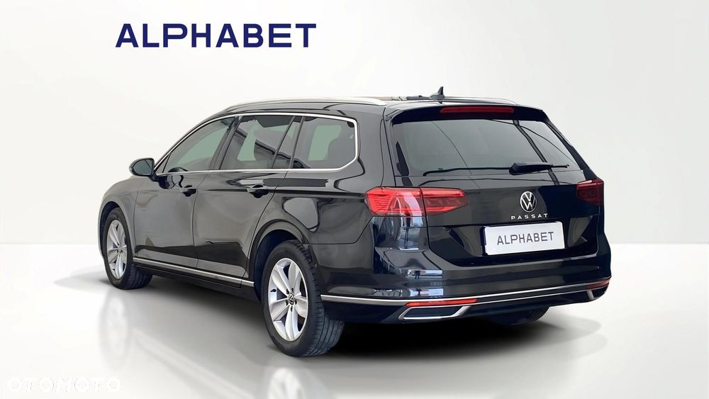 Volkswagen Passat - 3