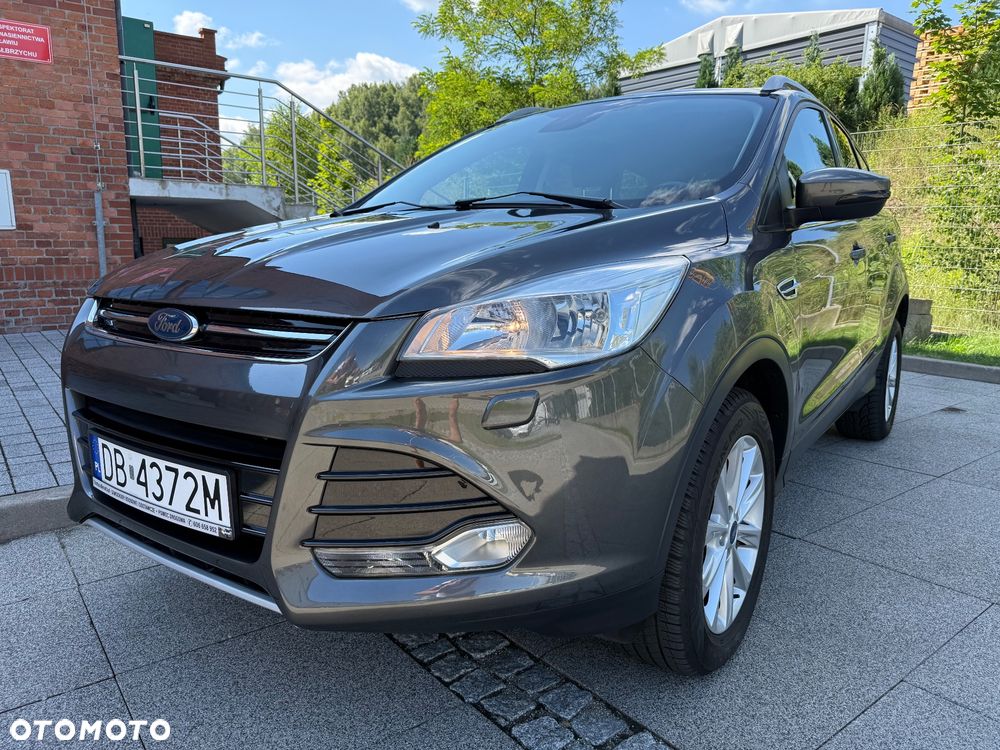 Ford Kuga 1.5 EcoBoost 2x4 Titanium - 1