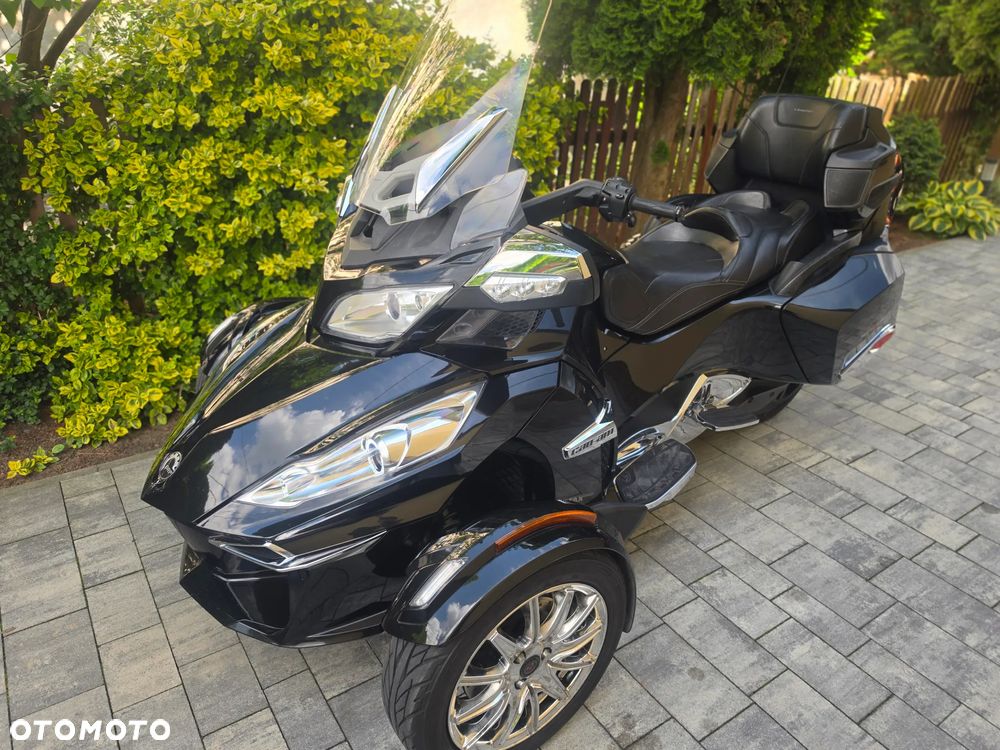 Can-Am Spyder - 14