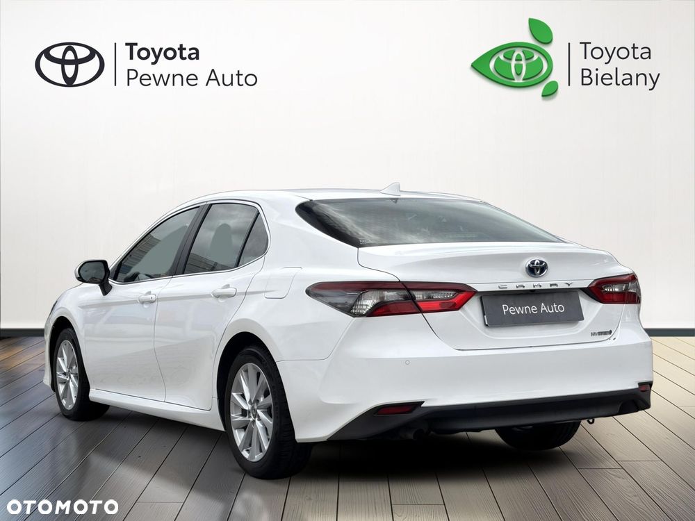 Toyota Camry 2.5 Hybrid Comfort CVT - 4