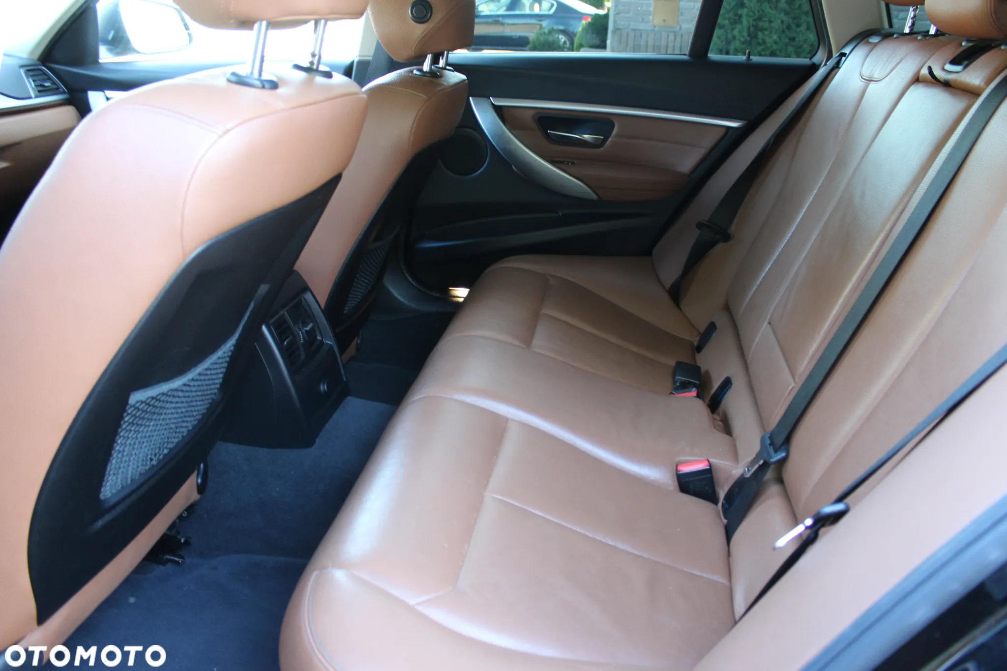 BMW Seria 3 316d Touring Luxury Line - 11