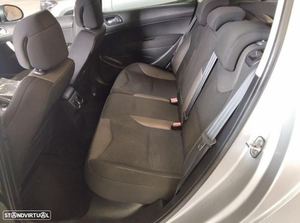 Peugeot 308 - 3