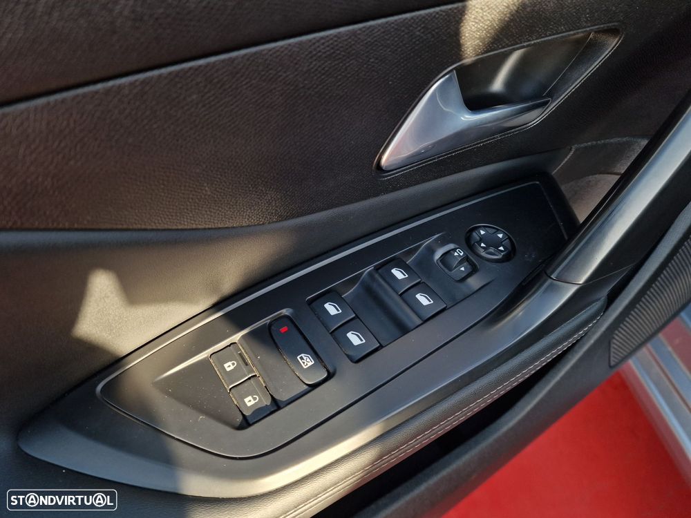 Peugeot 308 SW 1.2 PureTech Allure Pack EAT8 - 10