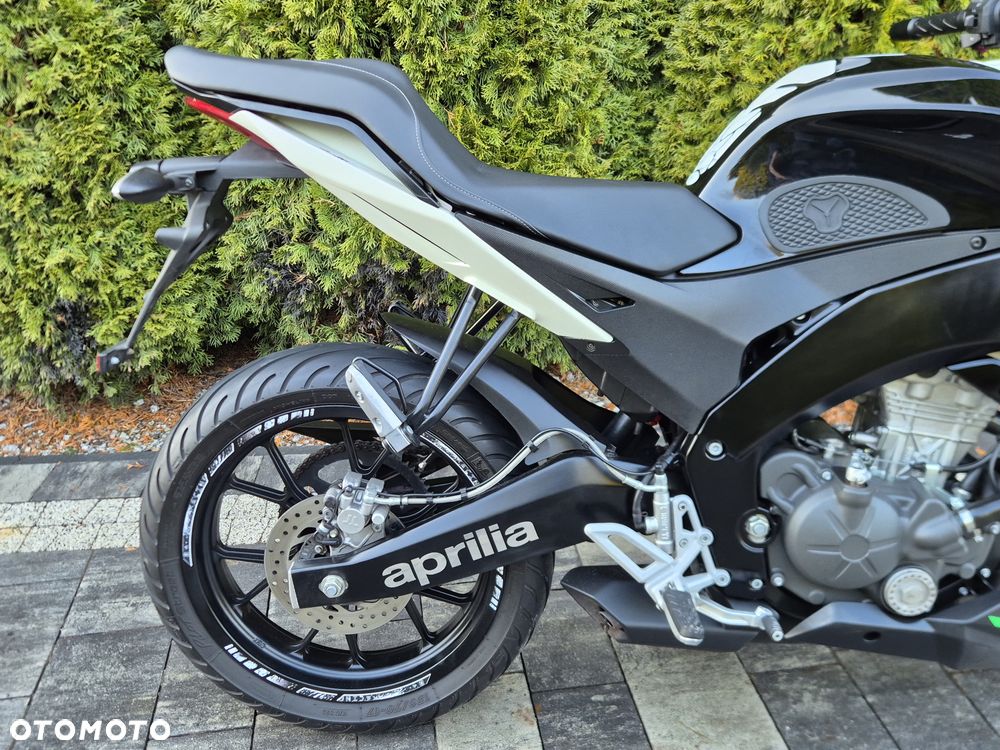 Aprilia Tuono - 11