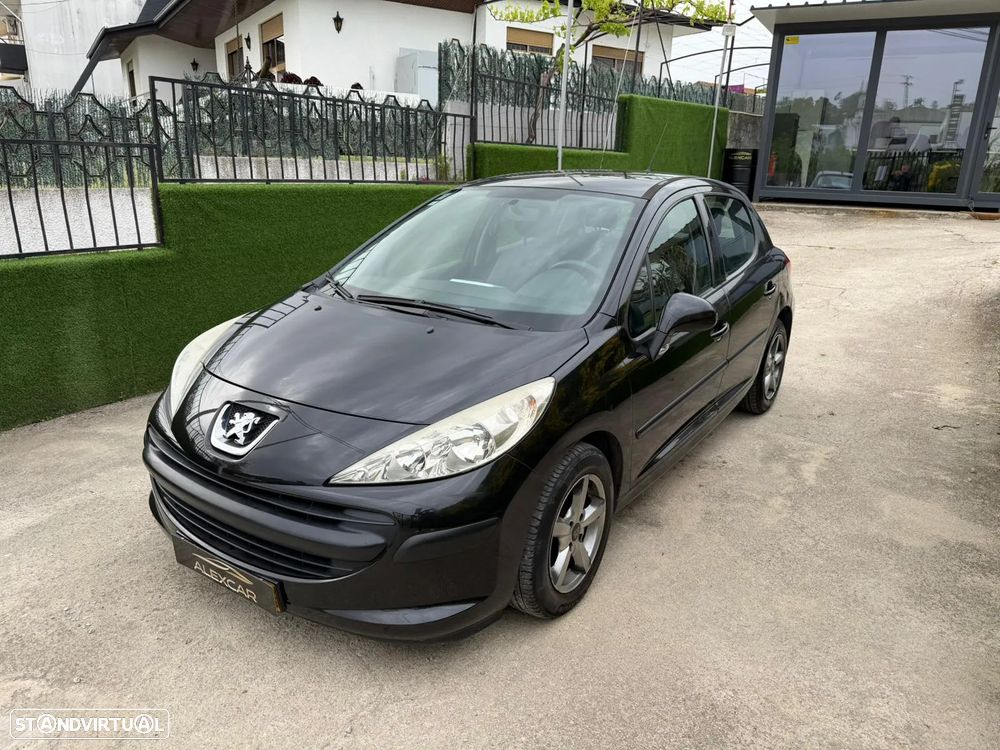 Peugeot 207 1.4 HDi Urban - 12