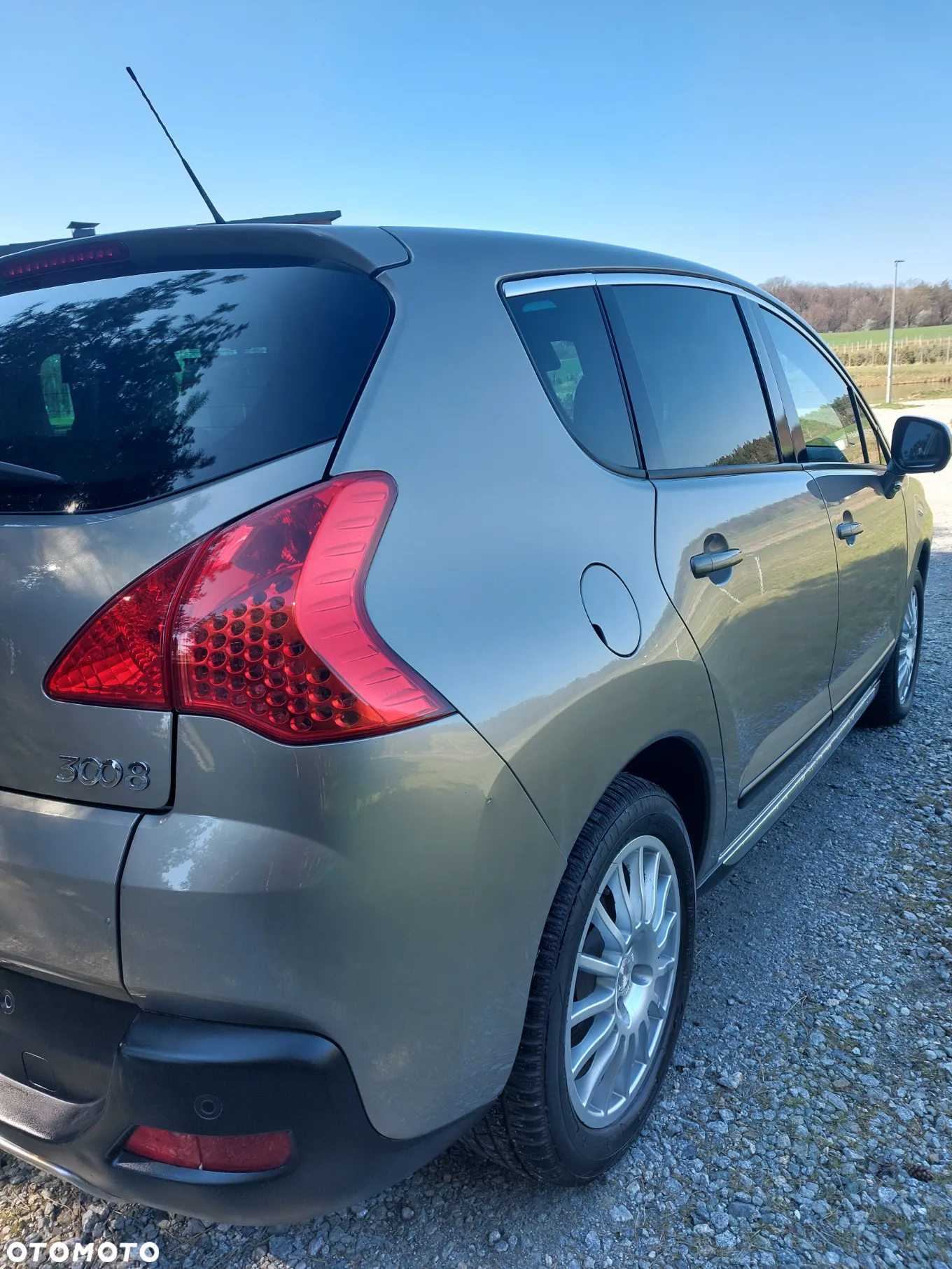 Peugeot 3008 HDi FAP 110 Premium - 8