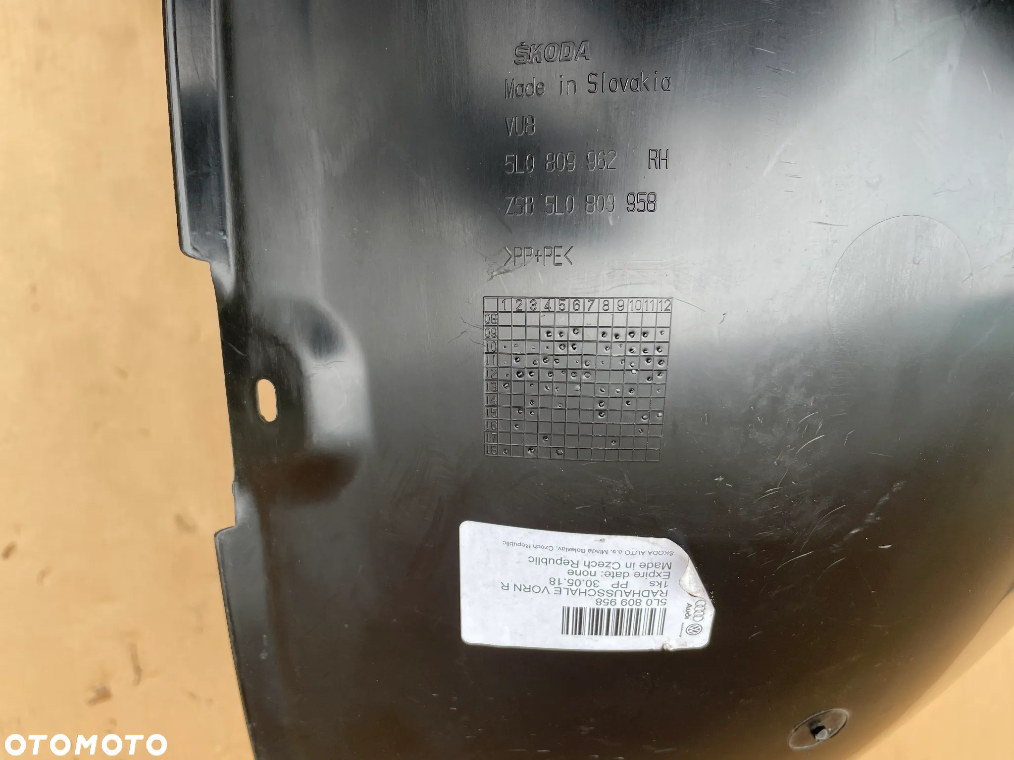 SKDOA YETI  NADKOLE NOWE ORYGINALNE PRZEDNIE PRAWE 5L0809962 5L0809958 - 4