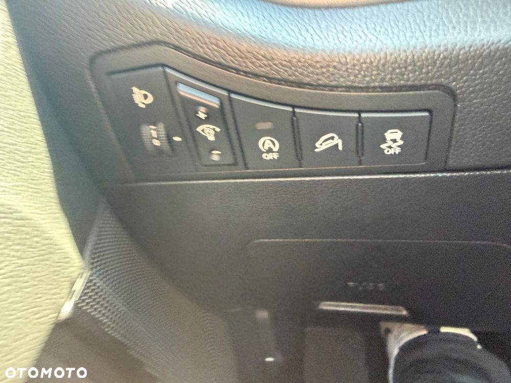 Kia Sportage - 15