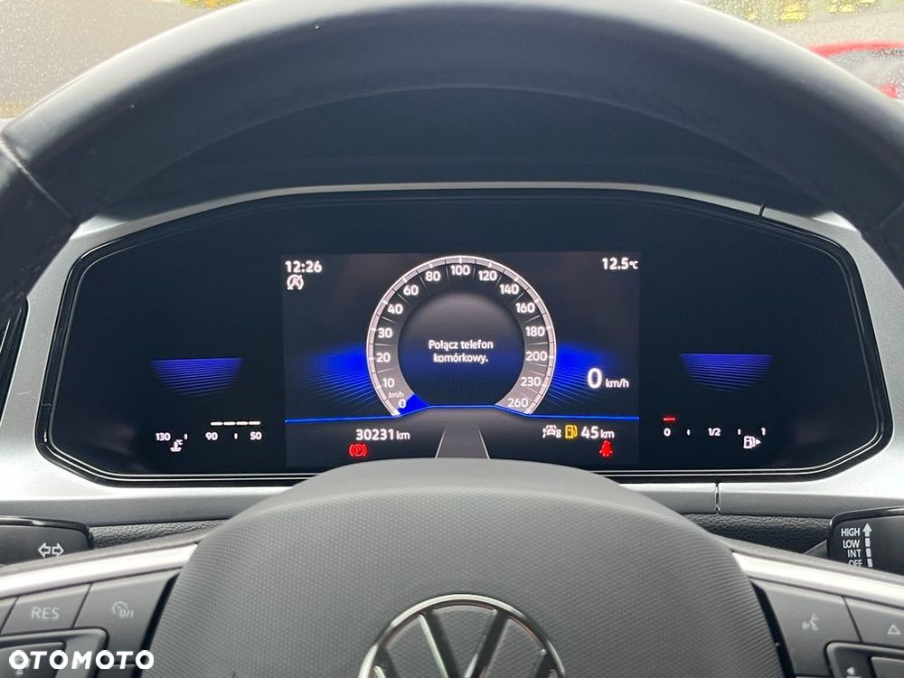 Volkswagen T-Roc - 11