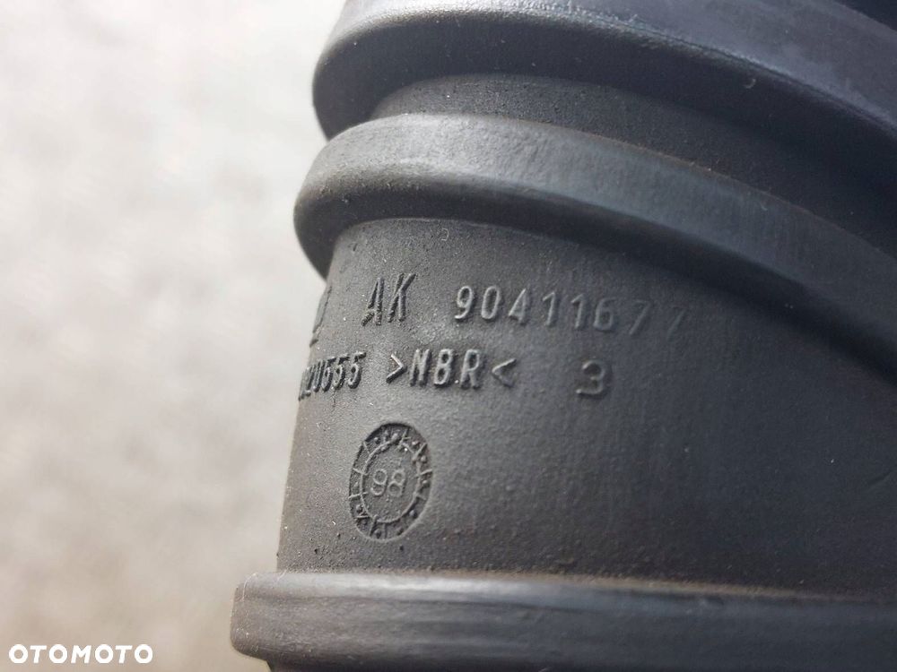 OBUDOWA FILTRA PRZEPŁYWOMIERZ RURA DOLOT VECTRA B 2.0 16V 90499599 - 5