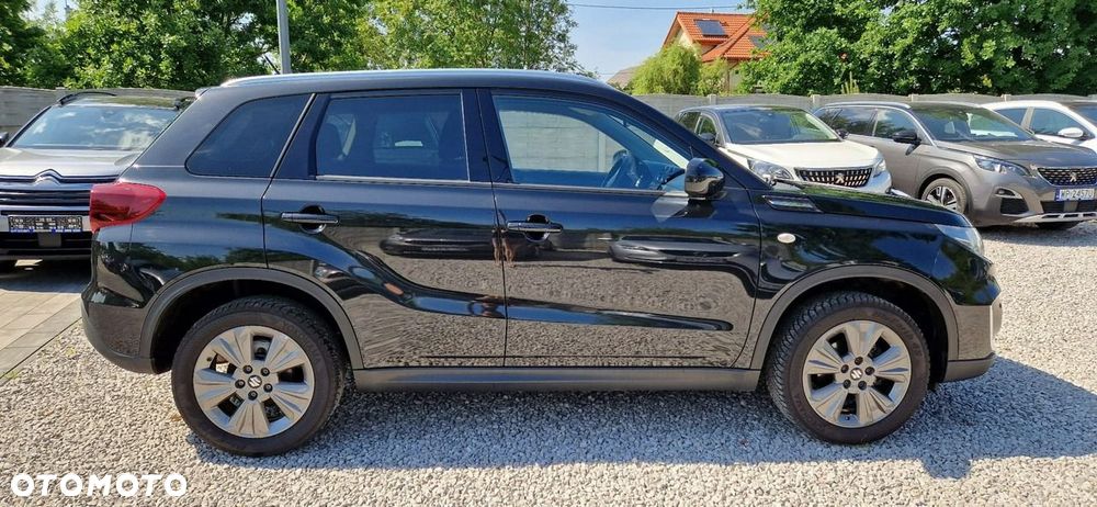 Suzuki Vitara - 11