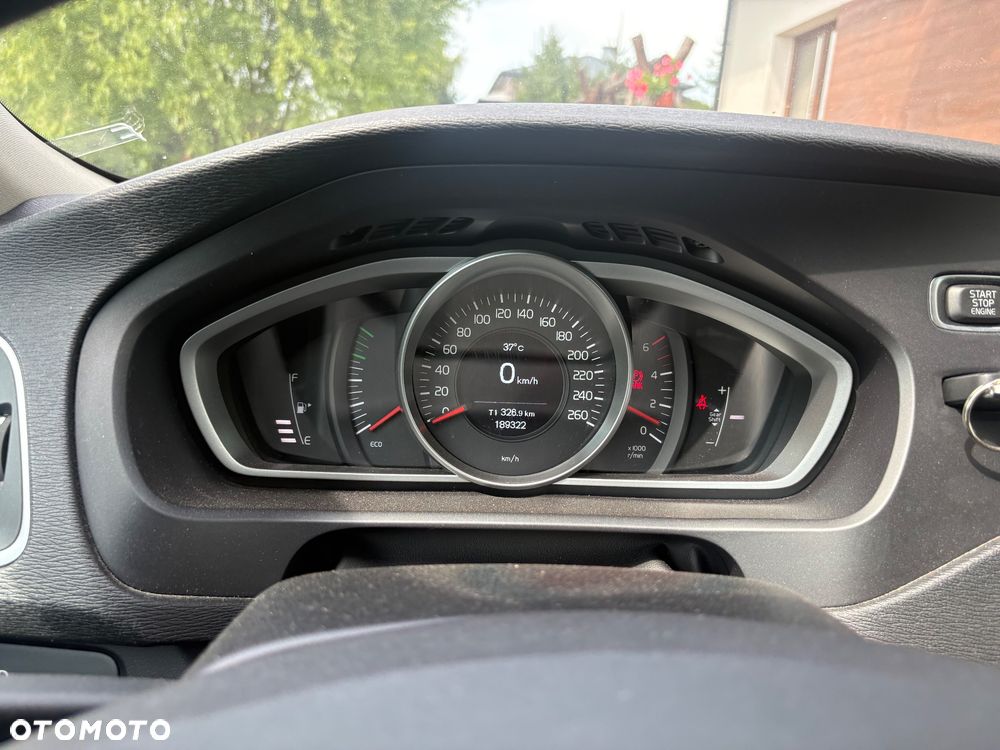 Volvo V40 D2 Drive-E Momentum - 14