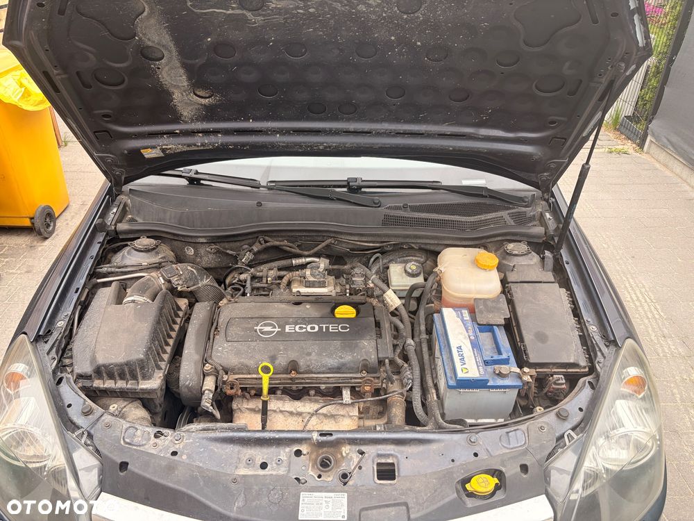 Opel Astra 1.8 Sport - 3