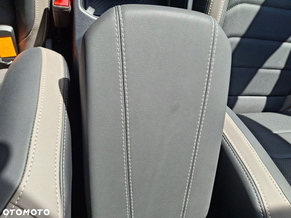 Volkswagen Amarok - 13