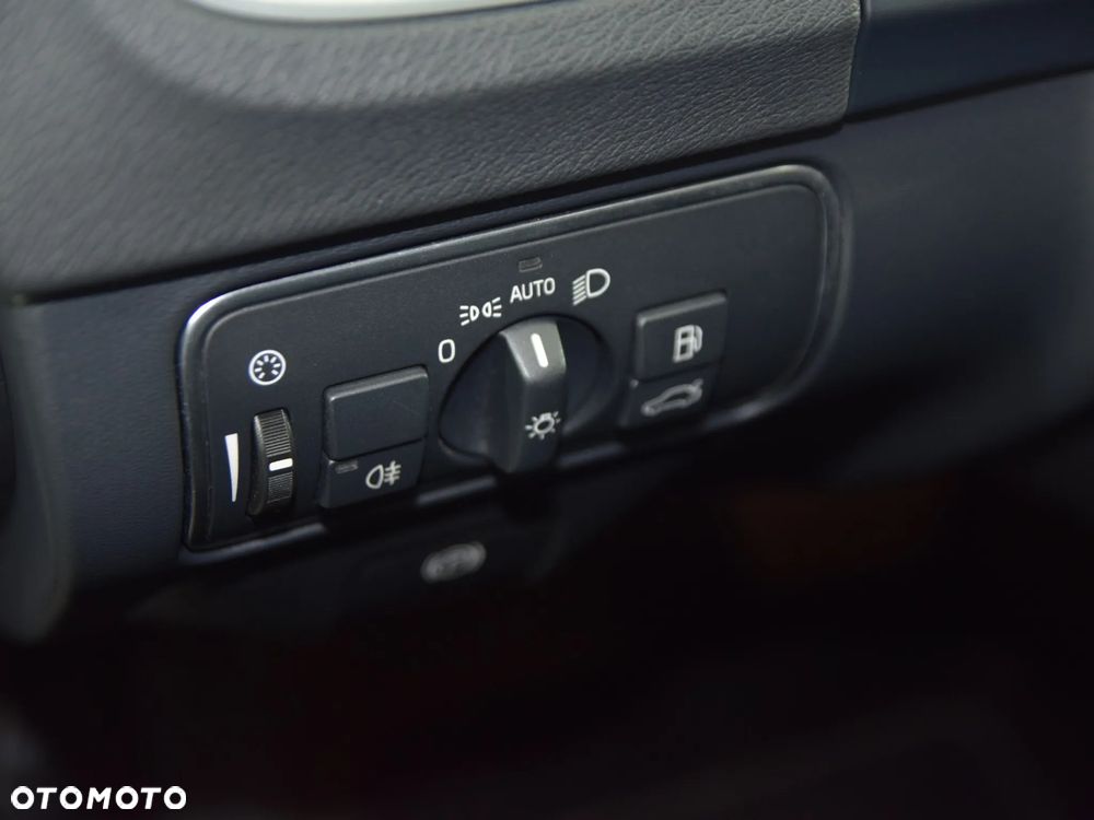 Volvo S60 D4 Drive-E Momentum - 21