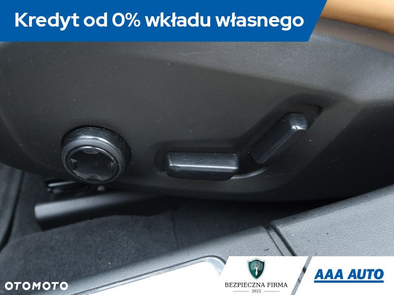 Volvo S90 - 24