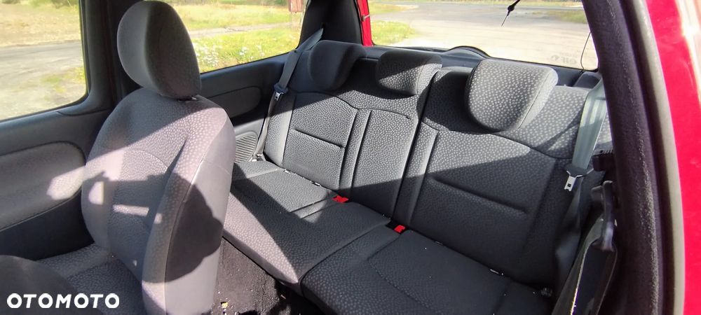 Renault Clio - 12