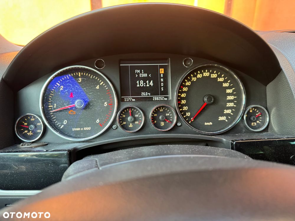 Volkswagen Touareg 3.0 V6 TDI Tiptr - 6