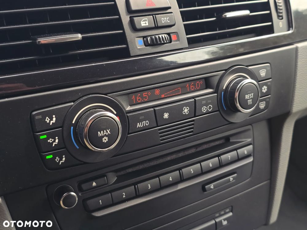 BMW Seria 3 330i M Sport Edition - 33