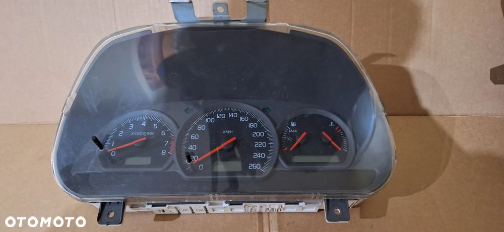 Licznik zegar volvo v40 1.9 tb t4 30621246 - 2
