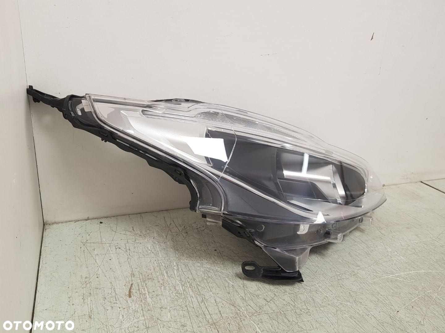 PEUGEOT 208 LIFT LED LAMPA PRAWA PRZEDNIA PRZÓD EUROPA ORYGINAŁ 9822690180 - 4