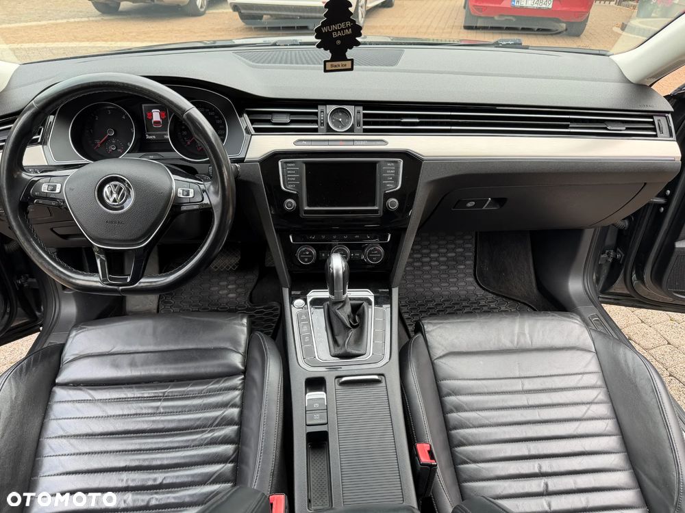 Volkswagen Passat 2.0 TDI SCR 4Mot DSG Highline - 7
