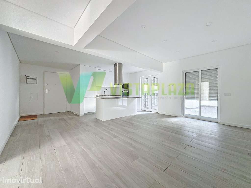 Apartamento T3 Completamente Remodelado em Portimão - Grande imagem: 4/19