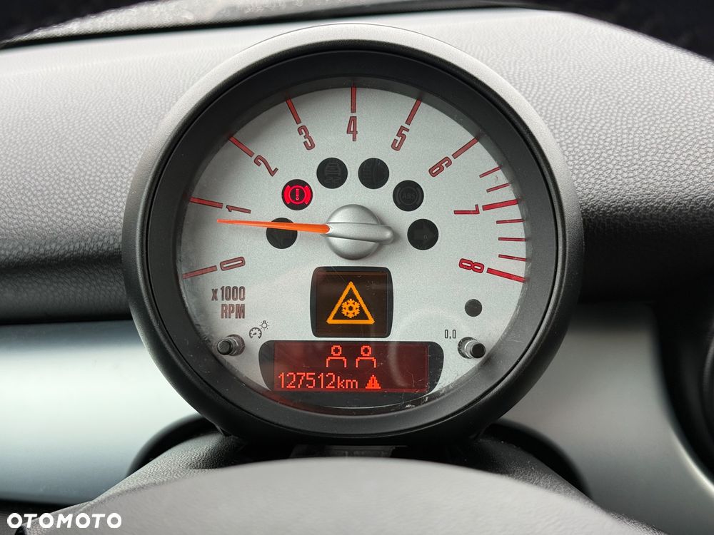 MINI Cooper Standard - 25