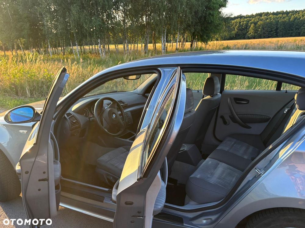 BMW Seria 1 - 16