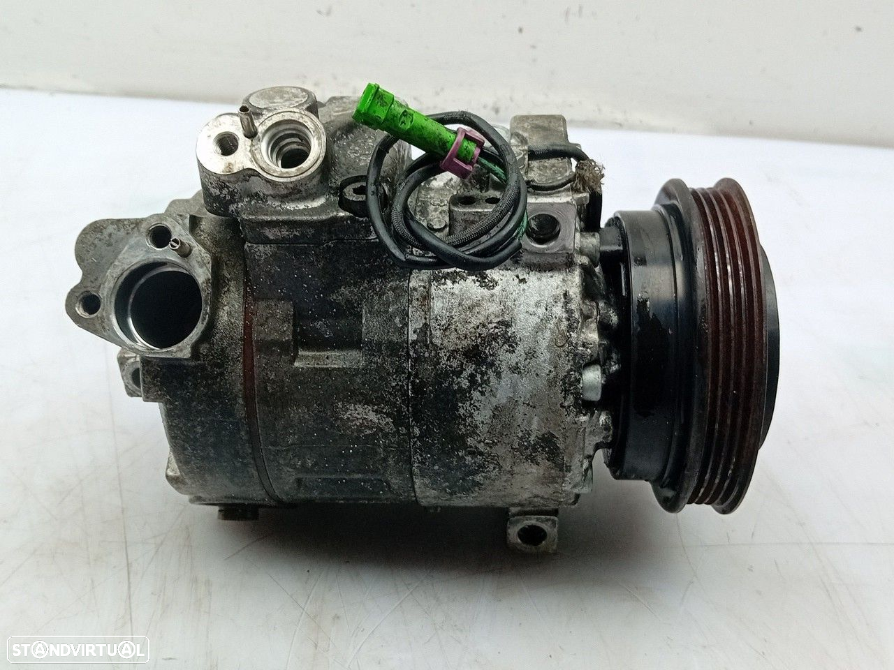 Compressor AC VOLKSWAGEN Passat (3B3) - 3