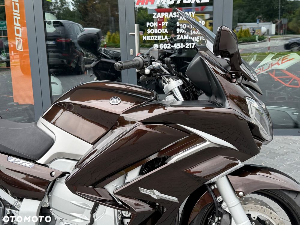 Yamaha FJR - 9