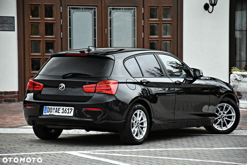 BMW Seria 1 118i Edition Metropolitan - 23