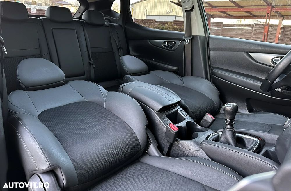Nissan Qashqai - 10