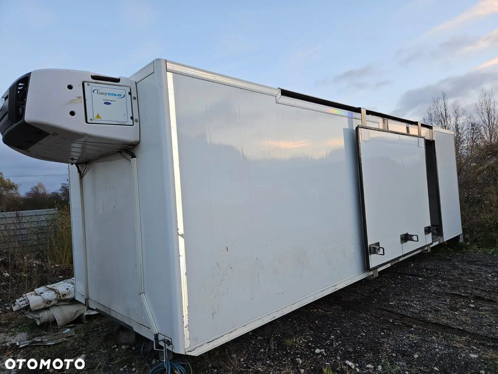 Zabudowa izoterma chłodnia podramówka 76 cm - 7