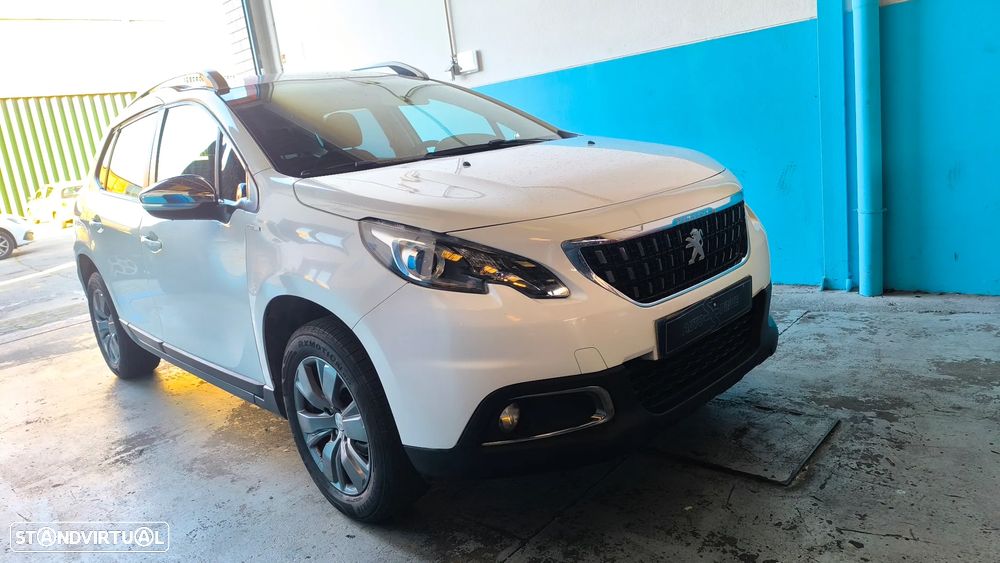 Peugeot 2008 1.6 BlueHDi Style - 9