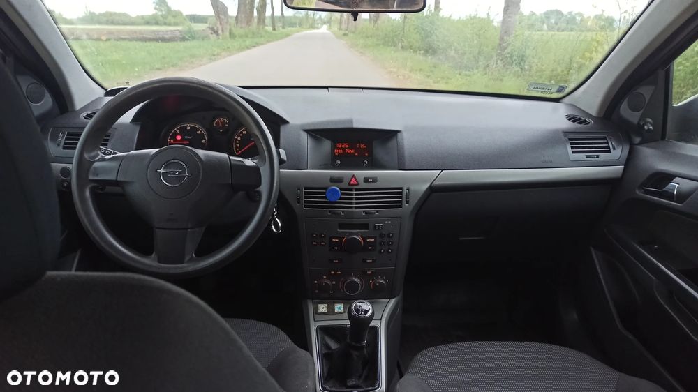 Opel Astra 1.7 CDTI Edition - 11