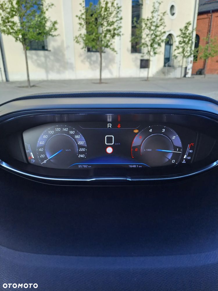 Peugeot 3008 BlueHDi 180 Stop & Start EAT8 Allure - 13