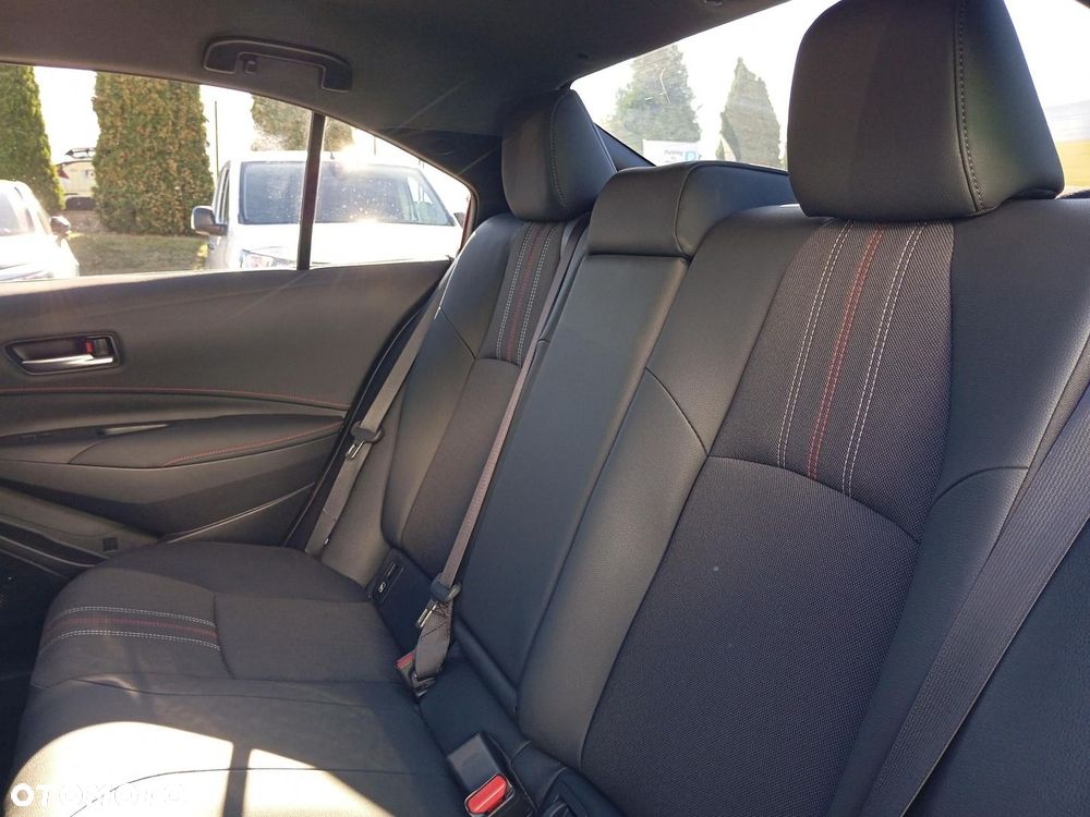 Toyota Corolla 1.8 Hybrid GR Sport Dynamic - 17