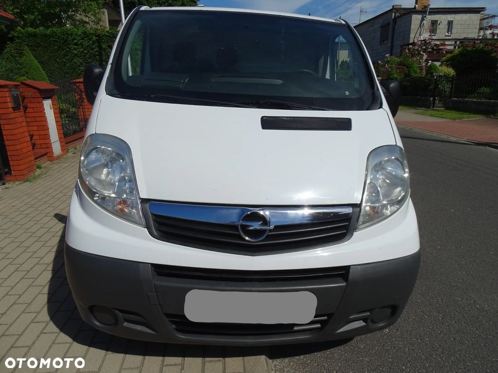Opel Vivaro 2,0 DTI -90 KONI ,Klimatyzacja ,L1 H1 ,HAK, Zarejestrowany ,Paka długa 2,40m - 16
