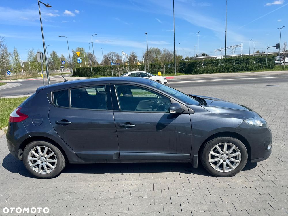 Renault Megane 1.6 16V Color Edition - 5