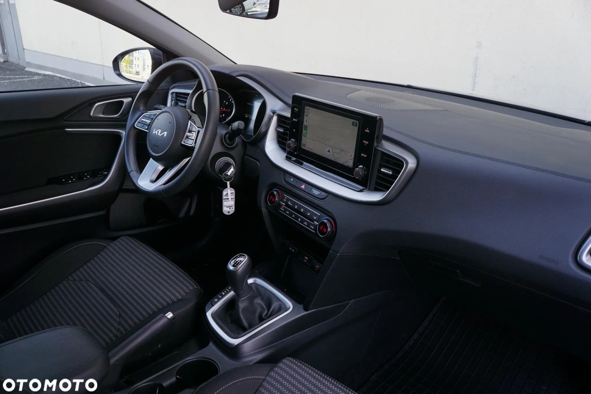 Kia Ceed 1.5 T-GDI M - 13